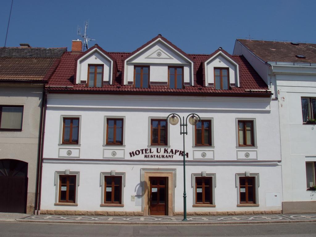 Hotel U Kapra Lázně Bělohrad Eksteriør bilde