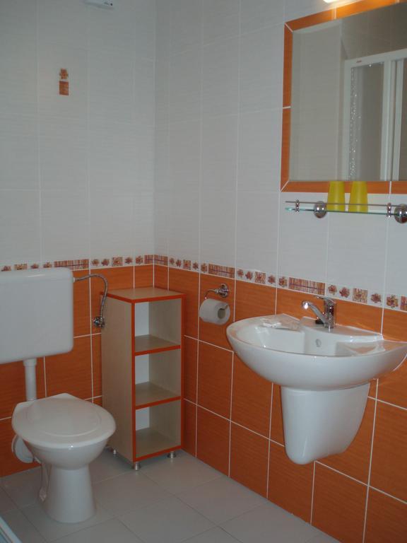 Hotel U Kapra Lázně Bělohrad Rom bilde