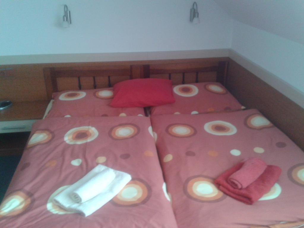 Hotel U Kapra Lázně Bělohrad Rom bilde