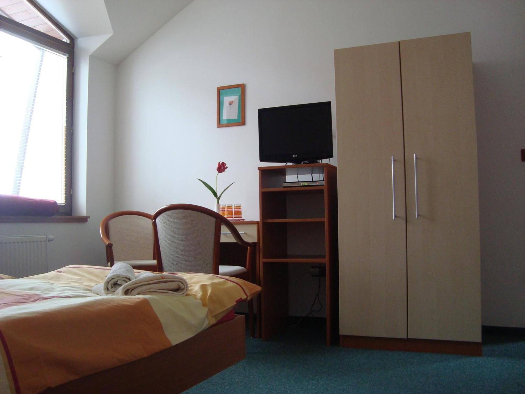 Hotel U Kapra Lázně Bělohrad Eksteriør bilde