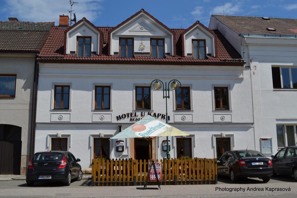 Hotel U Kapra Lázně Bělohrad Eksteriør bilde